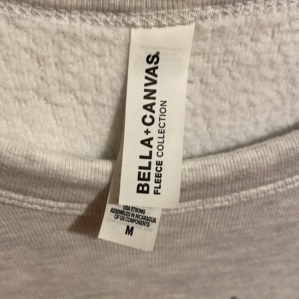 XOXO Sweatshirt - Picture 2 of 4